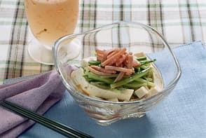 豆腐とハムときゅうりのサラダ
