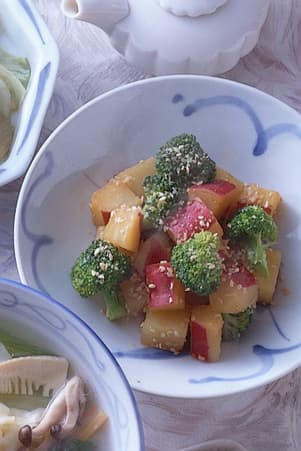 さつまいもとブロッコリーのごまあえ
