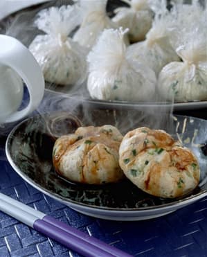 豆腐の帆立て入り茶きん蒸し