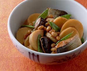 たけのことにしんの含め煮