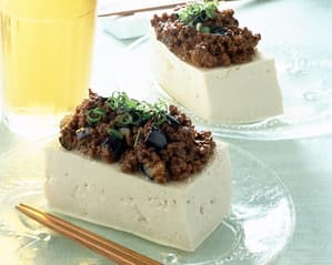 肉みそがけ冷ややっこ