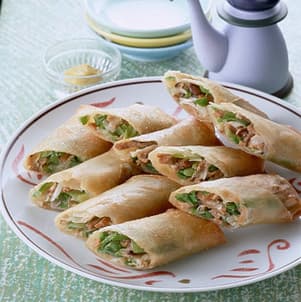 ピーマンと焼き豚の春巻き