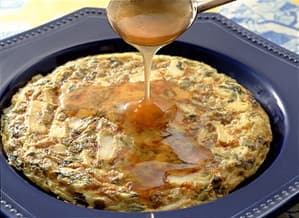 いかと高菜入りスペインオムレツのあんかけ