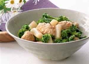 うどとつくねの煮もの