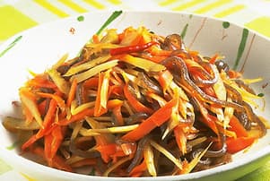 にんじんとごぼうの甘酢炒め