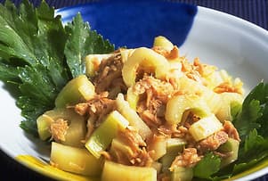 セロリとツナのサラダ