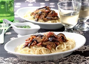 なすとベーコンのみそ風味スパゲティ