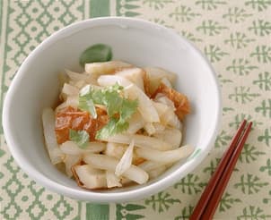 白菜のしんのわさび酢あえ