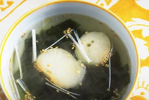 わかめと麩のスープ