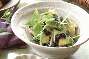 アボカドの磯辺あえ