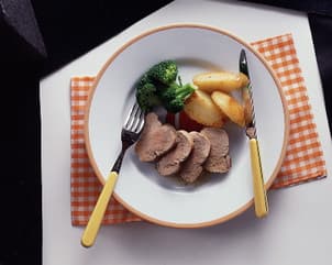 豚とじゃがいものにんにくロースト