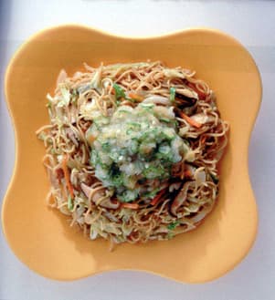 オクラおろしのせソース焼きそば