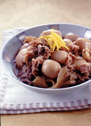 里いもと牛肉の煮もの