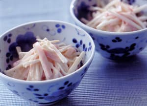 うどのごまマヨネーズあえ
