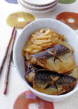 さばと玉ねぎの甘辛煮