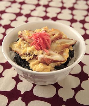 ちくわの卵とじ丼