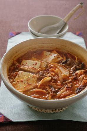 干し野菜と牛肉のキムチ鍋