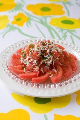 トマトのトマドレサラダ