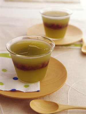 あずき入り緑茶かん