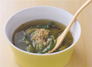 レタスのピリ辛中華スープ