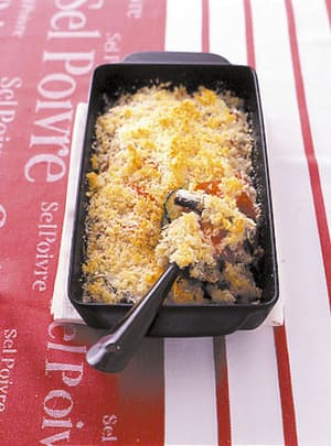 トマトとオイルサーディンのパン粉焼き
