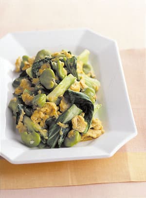 青梗菜とそら豆の卵炒め