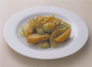 さつま揚げとセロリの炒めもの