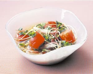 トマトとみょうがの和風サラダ