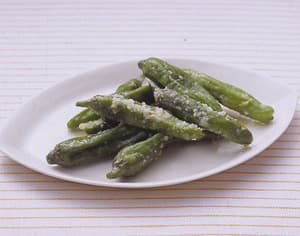 しし唐のチーズ炒め