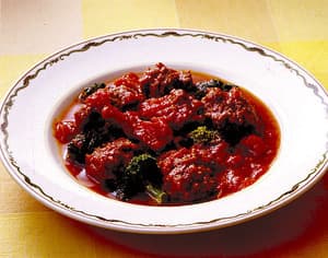 チーズ入り肉だんごのトマト煮