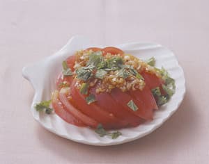 トマトの香りサラダ