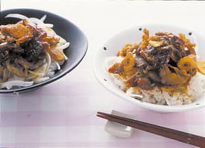 カリカリ豚丼