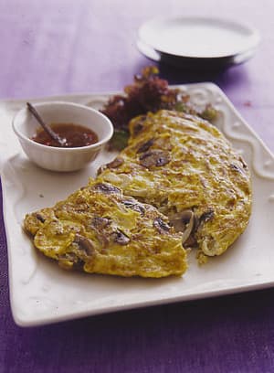 きのこのエスニック風卵焼き