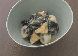 ちくわとわかめの酢みそあえ