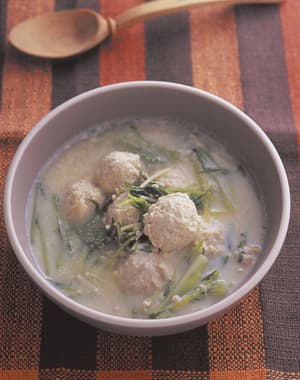 肉だんごの豆乳スープ