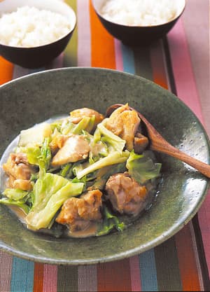 キャベツと鶏肉のごま煮
