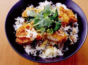 チーズのりカツ丼