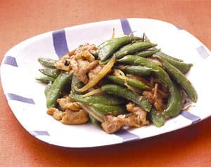 スナップえんどうと豚肉のみそ炒め