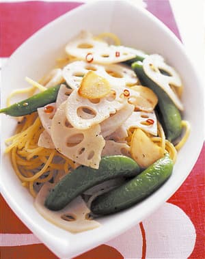 れんこんとスナップえんどうのペペロンチーノ