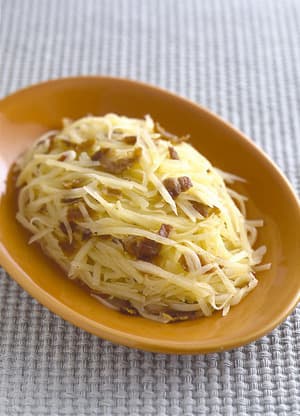 じゃがいもと豚肉の炒めもの