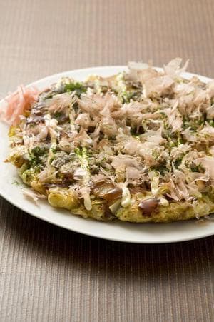 キャベツたっぷりお好み焼き