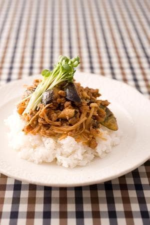 えのきと豚肉のそぼろご飯