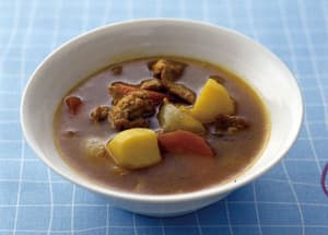 豚肉と根菜のカレースープ