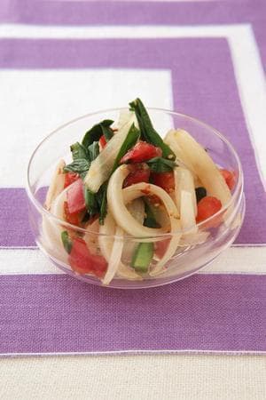 玉ねぎのトマトドレッシングサラダ