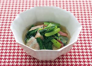 小松菜とベーコンのさっと煮
