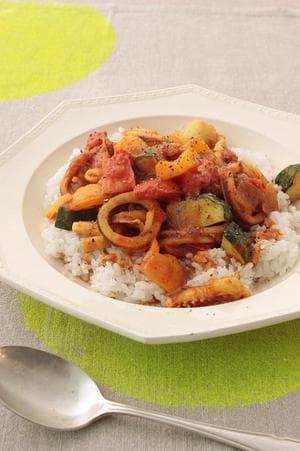 夏野菜といかの炒めカレー