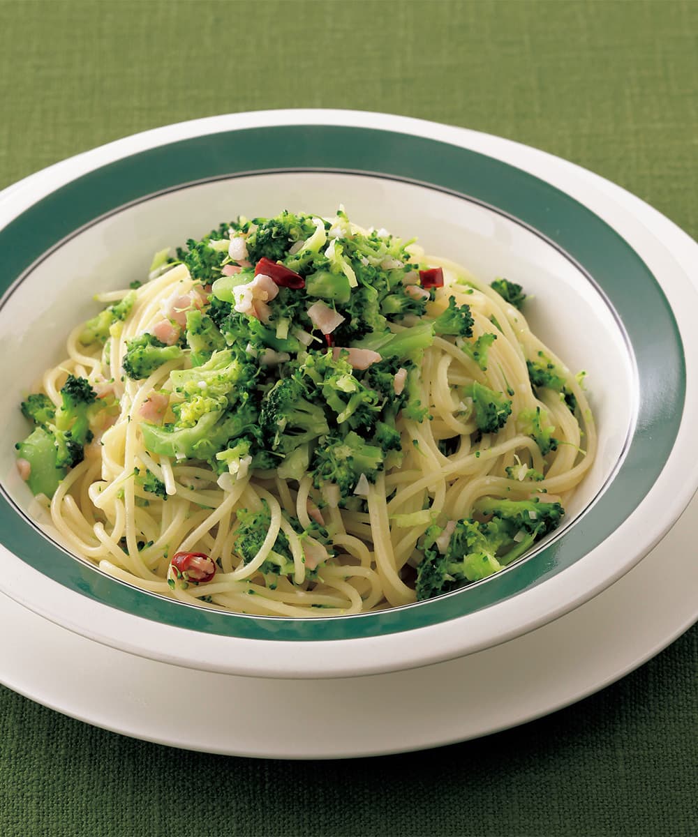ブロッコリーとベーコンのパスタ
