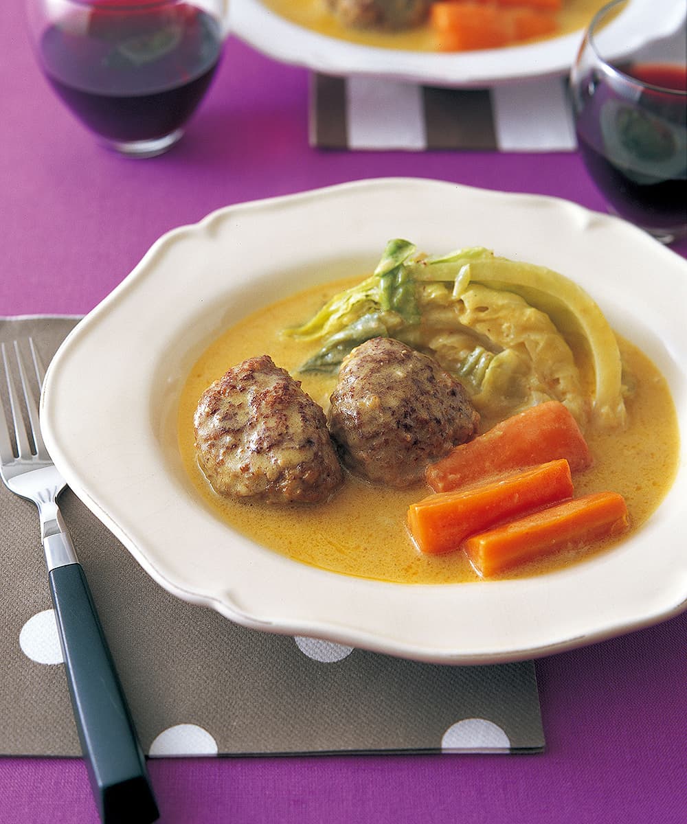 煮込みハンバーグカレークリーム味