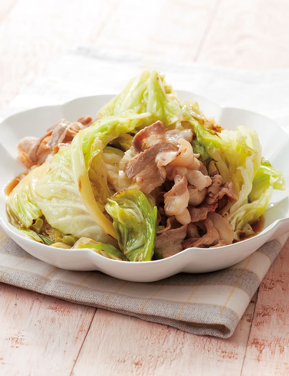 春キャベツと豚肉の柔らか蒸し煮