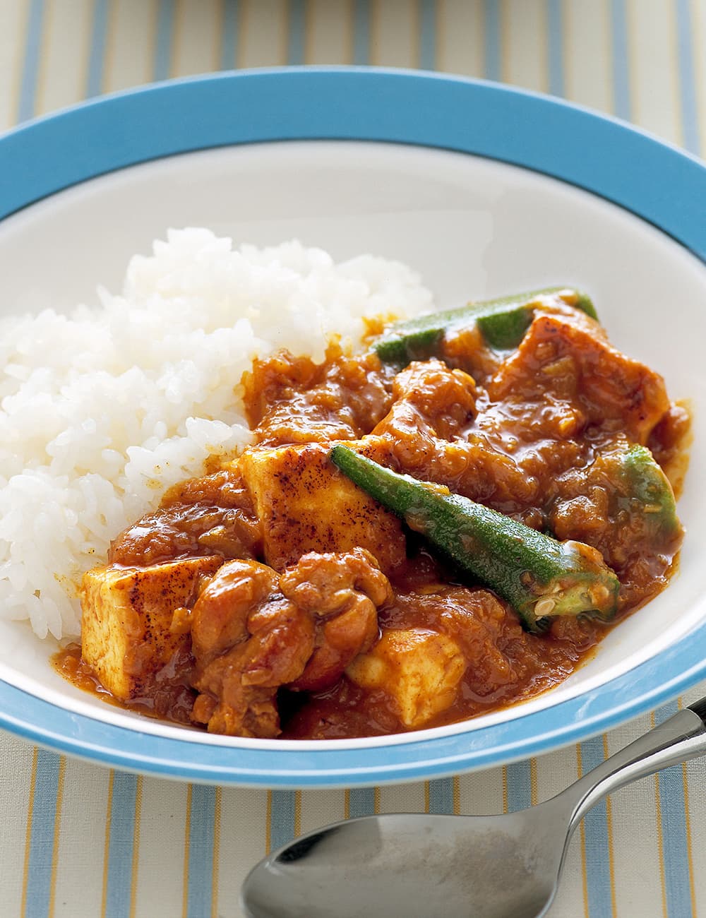 豆腐と鶏肉のカレー